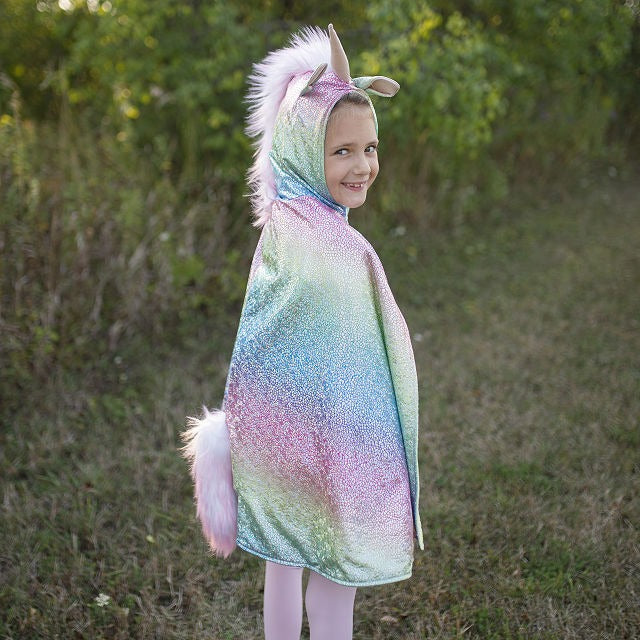 2-in-1 Reversible Dress Up Capes